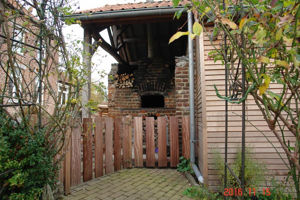 La Petite Maison Sart lez Walhain Exterior photo